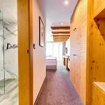 Kiparis Hotel