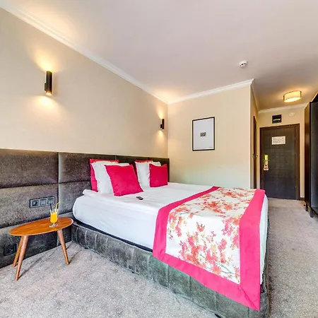 Kiparis Hotel Smolan