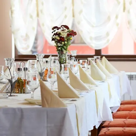 Отель Kiparis 4*